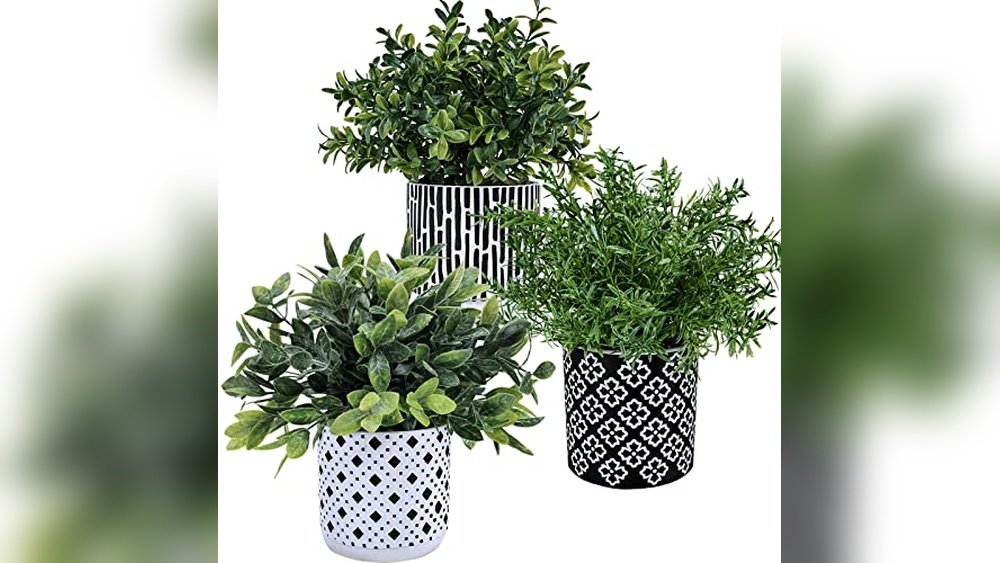 Artificial Pot Plants for Outdoors