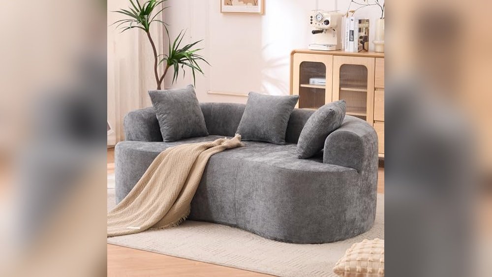 Curved Sectional Sofas for Small Spaces