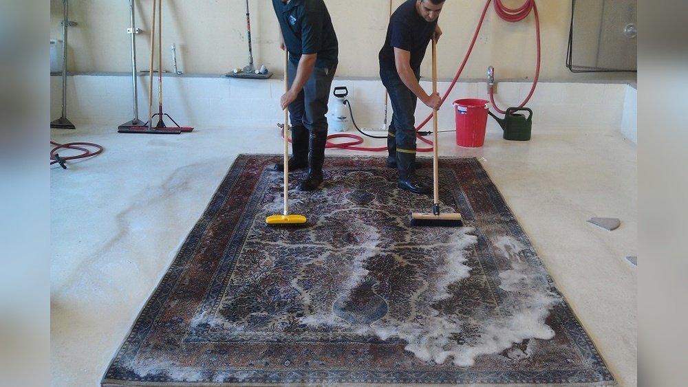 How to Clean a Large Area Rug