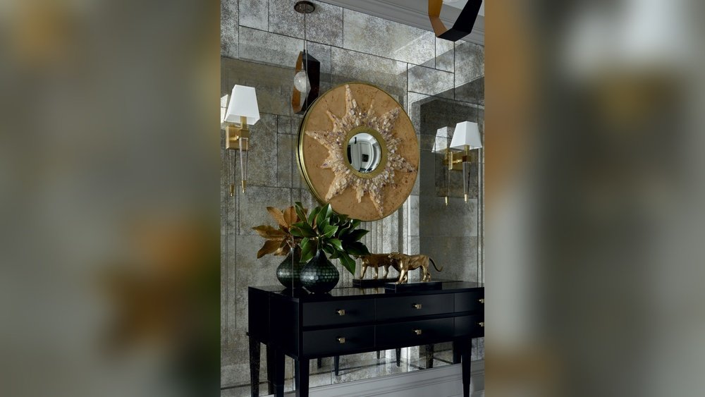 How to Decorate a Mirrored Wall