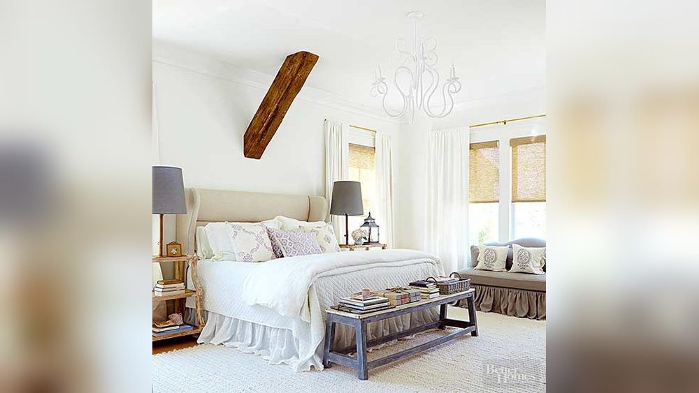 How to Decorate Bench at End of Bed