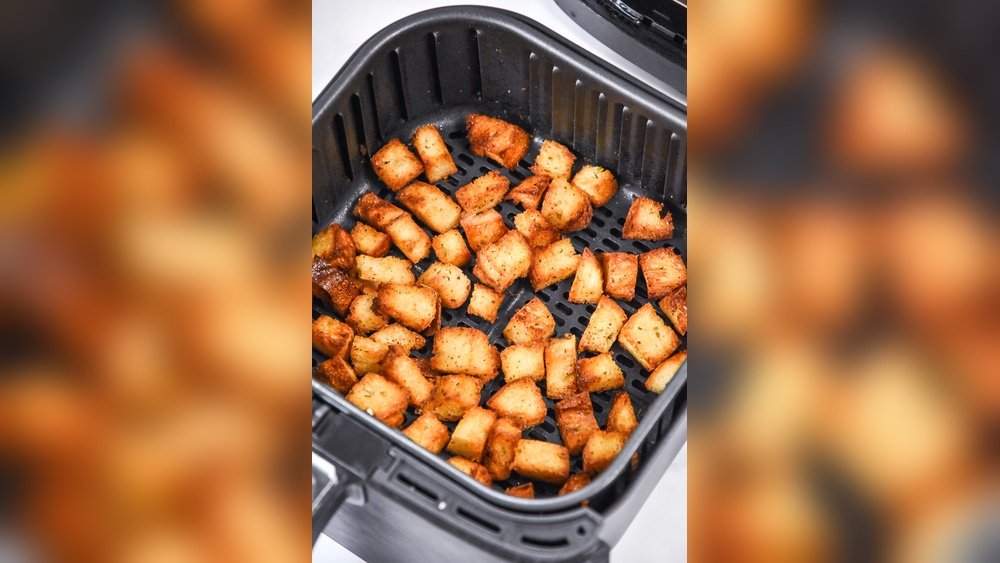 How to Make Croutons in the Air Fryer