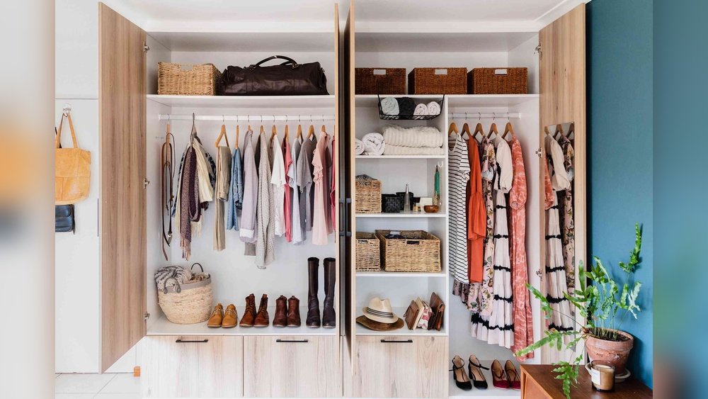 How to Organize Your Wardrobe Closet