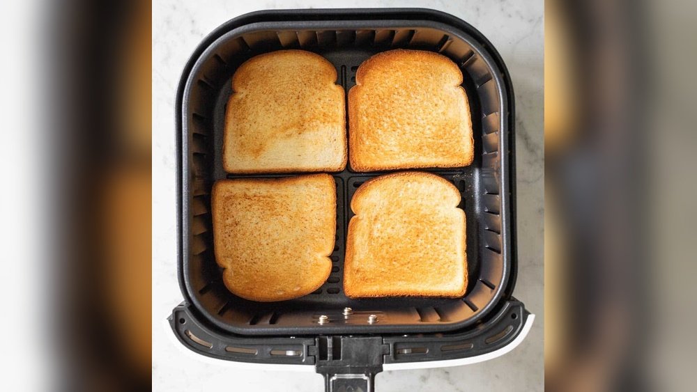 How to Toast Bread in Air Fryer