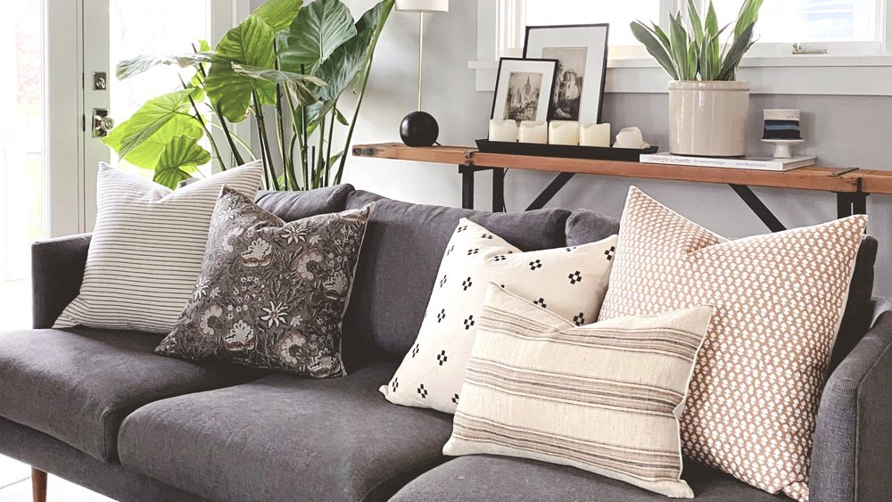 What Color Throw Pillows for Grey Couch