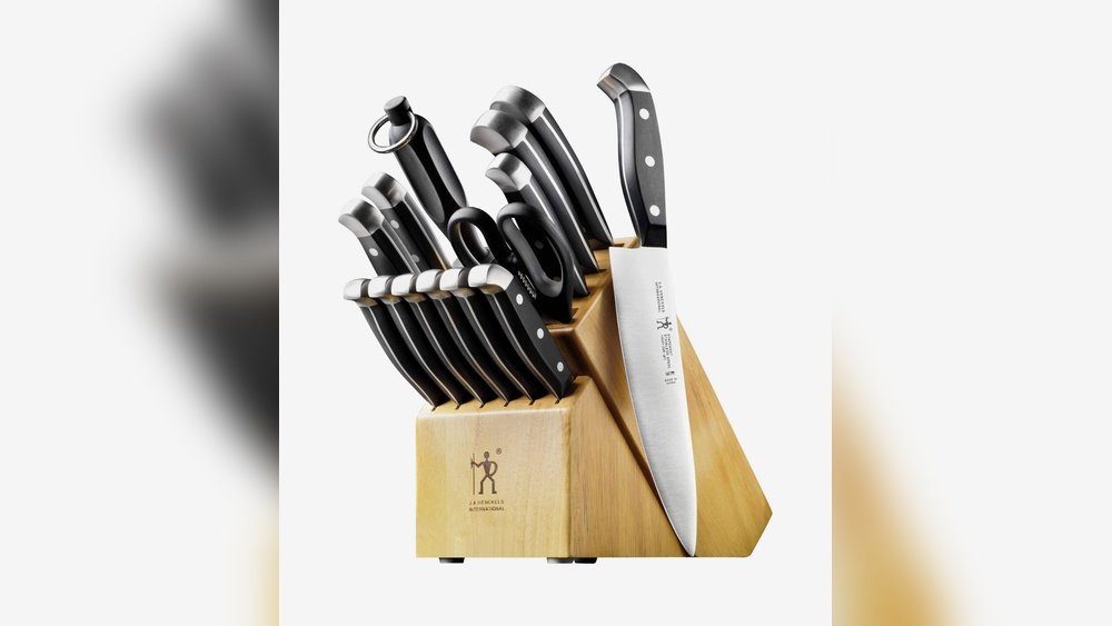 What is a Good Kitchen Knife Set